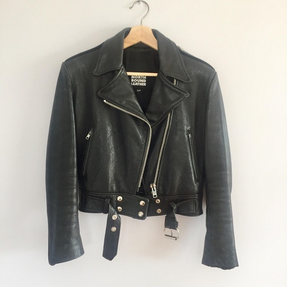 Jackets & Blazers - NORTHBOUND LEATHER Women's Classic Black Leather Motorcycle Cropped Jacket - S
